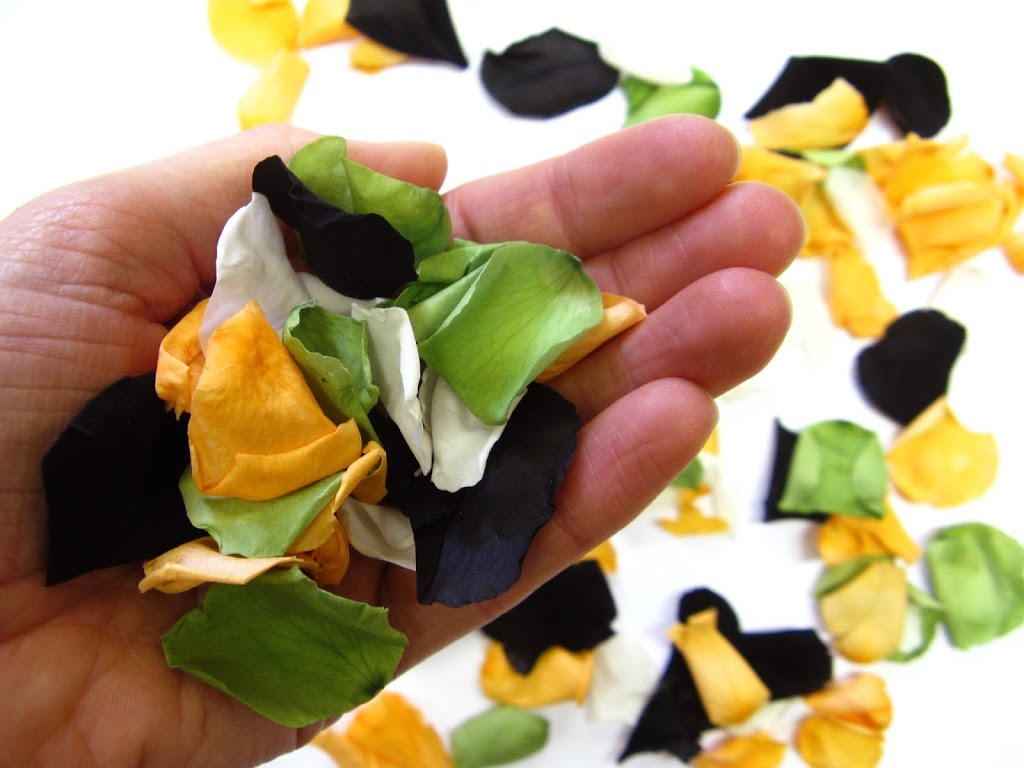 Halloween Wedding Ideas From The Real Flower Petal Confetti Company