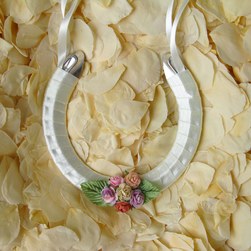 Wedding Horseshoe The Real Flower Petal Confetti Company