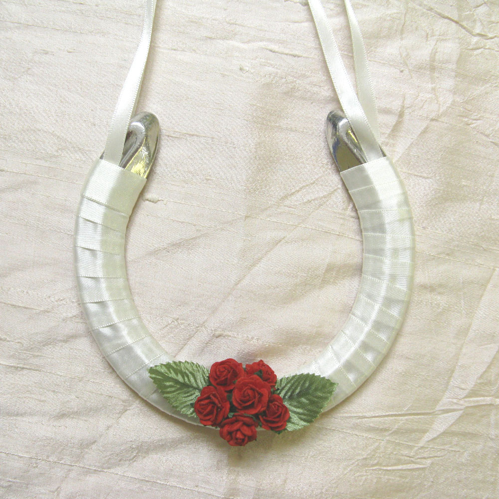 Wedding Horseshoes The Real Flower Petal Confetti Company