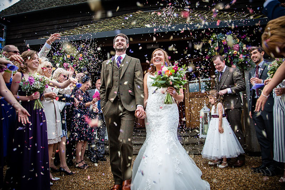 Biodegradable Confetti – a bright and beautiful confetti moment Biodegradable Confetti - a bright and beautiful confetti moment