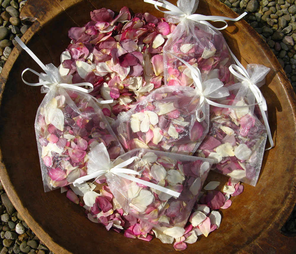 Petal Confetti A guide to your Real Flower Petal Wedding Confetti options