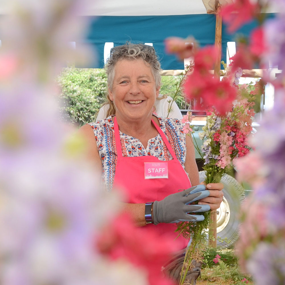 Flower Field staff, 2018, The Confetti Flower Field, The Real Flower Petal Confetti Company, Worcestershire Flower Field staff, 2018, The Real Flower Petal Confetti Company, Worcestershire