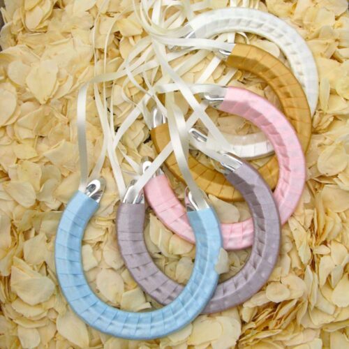 plain and simple handmade wedding horseshoes